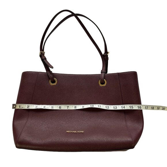 Michael Kors Large Tote Bag with zippered compartment for laptop, wine color. - Picture 11 of 14